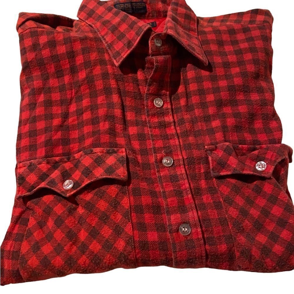 Woodland size large flannel shirt king sleeved excellent condition